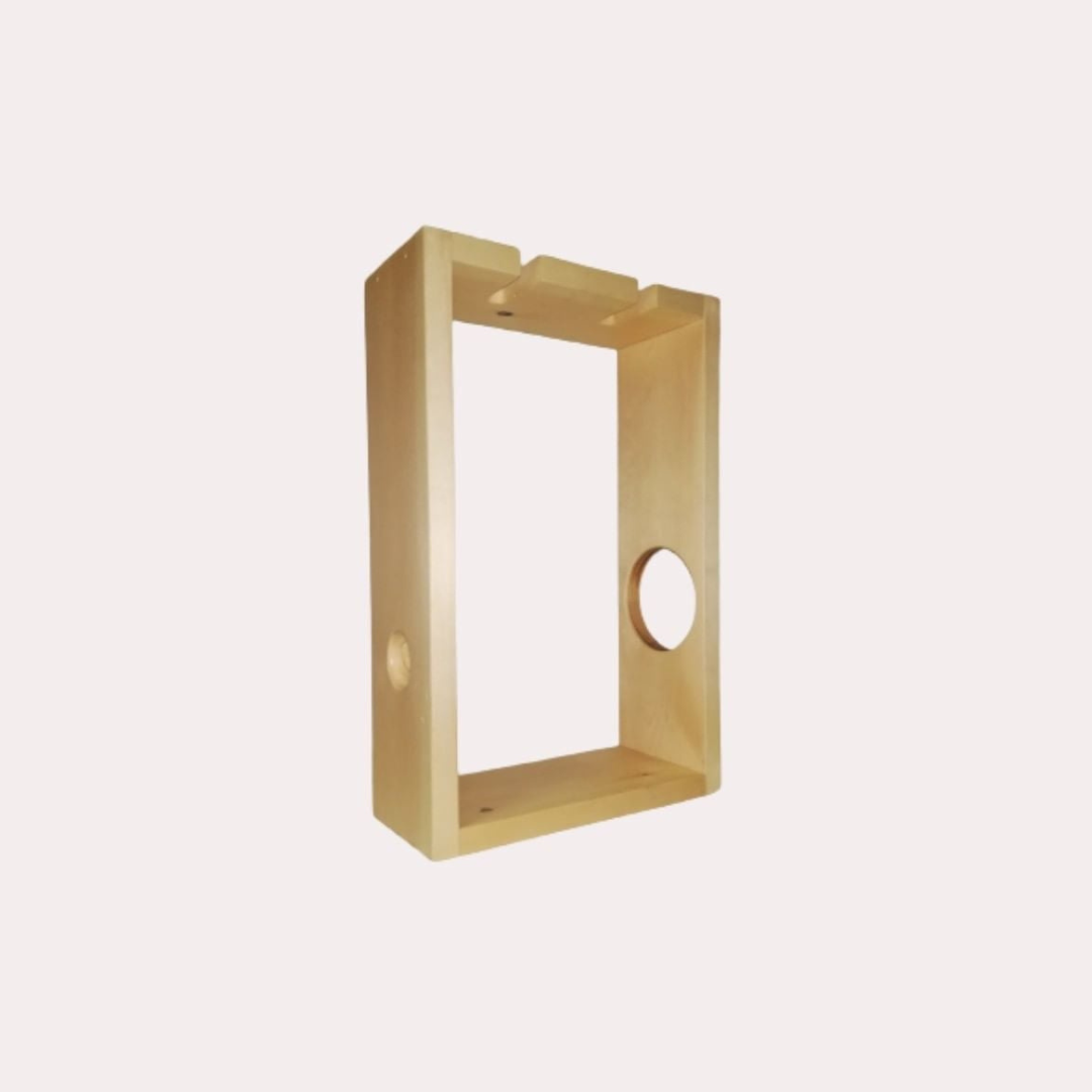 Wooden wine caddy🍷(varnished)